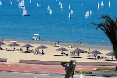 Image de Appartement de quatre pièces \"B2\" avec vue mer à 30mt. de la plage