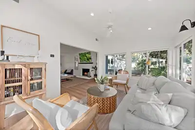 Image de Cottage familial 3br Tarpon Pond! Près de la plage / piscines