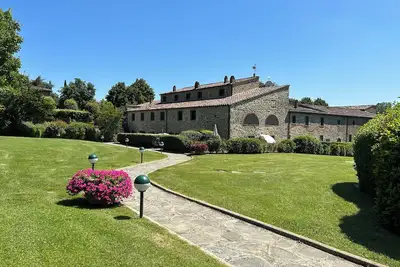 Image de Bel appartement en résidence nichée dans les collines toscanes