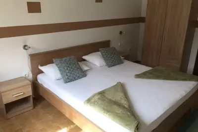 Image de Appartement dans Starigrad-Paklenica avec vue mer, Balcon, Climatisation, Wifi (627-4)