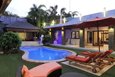 Image de Cantik, 5 Br Seminyak