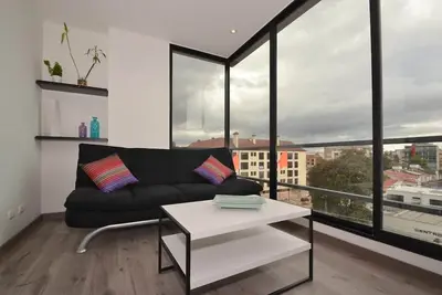 Image de Charlotte - 2 Br. Appartement exécutif avec une vue magnifique