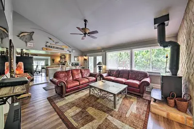 Image de Nouveau! Lac Lbj rénové avec son quai et son patio Pvt!