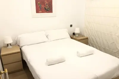 Image de Nouveau! Appartement à Sarria, près de Metro
