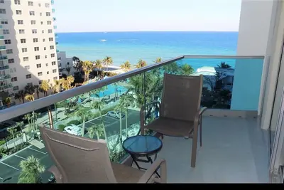 Image de Appartement avec vue sur la mer - sur la plage