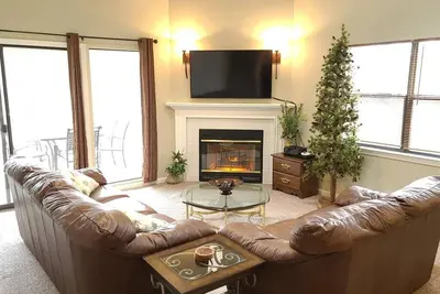 Image de Condo de luxe 4 personnes - 4 chambres au Pointe Royale Golf Village