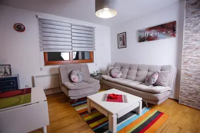 Image de Appartement à louer à Pale