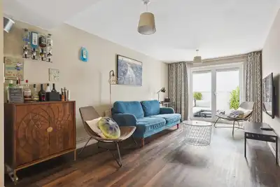 Image de Maison familiale dans la zone 1, 4 chambres doubles, King's Cross