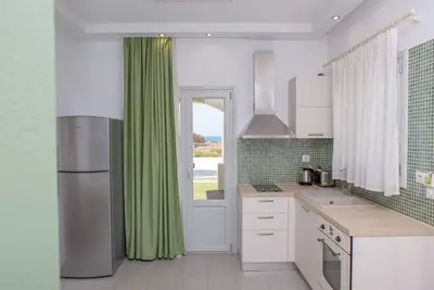 Image de Green Moon Villa avec piscine privée | Soleil Et Lune