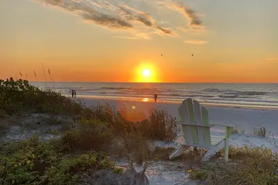 Image de À quelques pas du sable. . .