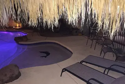 Image de DÉTENDEZ-Vous Et Profitez Du Soleil Dans Notre Oasis Du DÉSERT