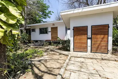Image de Eco Casita Phase Iii # 2: La Casa de Olas