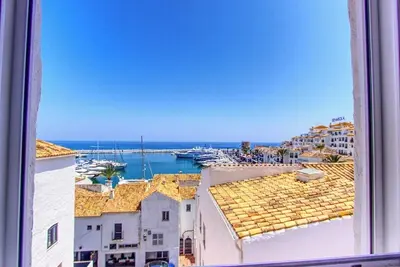 Image de Puerto Banus deuxième ligne Sea View parking Netflix wifi