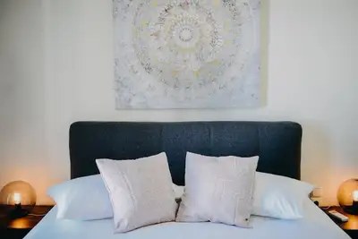 Image de Best House, Kapodistriou, Psila Alonia