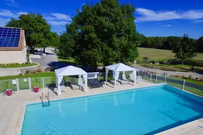 Image de Gite Les Lavandes 4 personnes piscine sur Domaine viticole Montpellier