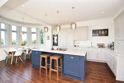Image de Appartement de luxe avec une vue imprenable et haut débit. Très proche du centre harrogate