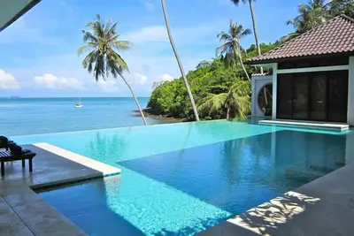 Image de Luxury Beach Front Hai Leng Villa Ao Yon