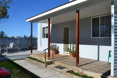 Image de 2 Rockpool Road un chalet riverain