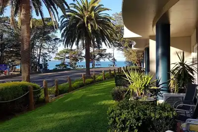 Image de Cowes Couples Retreat - Premier Beachfront Location