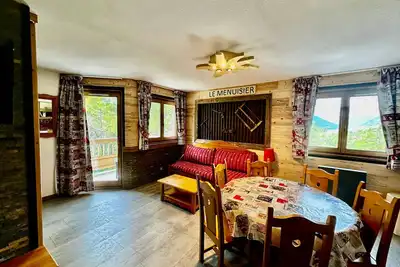 Image de Appartement spacieux 6 personnes, Wifi, parking, au pied des pistes