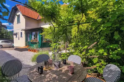 Maison individuelle traditionnelle au coeur de Bled.