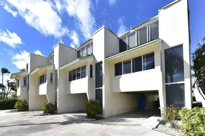 Image de Sandy Pointe - Couchers de soleil sereins de votre villa de 2 chambres