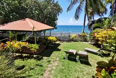 Image de Villa au Diamant Ref M133 5 ch 10 personnes jardin face mer