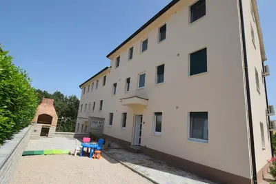 Image de Appartement de vacances Dobrinj pour 1 - 4 personnes avec 2 chambres Ă coucher - Appartement de vaca