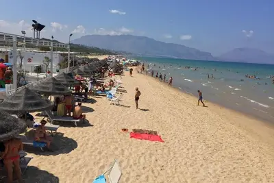 Image de Villa indépendante à 100 mètres de la mer