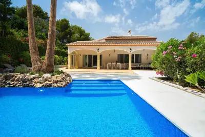 Image de Belle villa confortable  avec piscine privée à Javea, Costa Blanca, Espagne pour 6 personnes