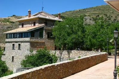 L'Argumosa. Belle villa privée avec piscines privées et spa près de la ville de Grenade