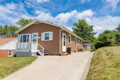 Image de Maison Erie-sistable 3 chambres!