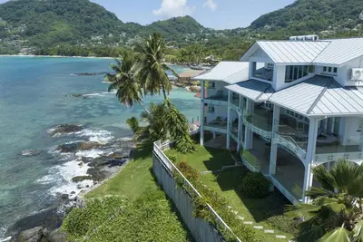 VallonEnd Beach Front Villa