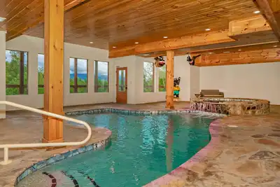 Summit Wonderland: piscine intérieure, vues! Haut de gamme Top Services, emplacement idéal à proximité des attractions!