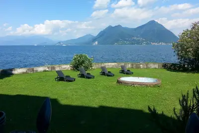 Image de Appartement de 3 pièces meublé avec goût dans une villa bien entretenue avec accès privé au lac