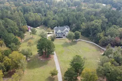 Image de Master Week '20 - 12 à 5000 personnes. F. sur 12 acres