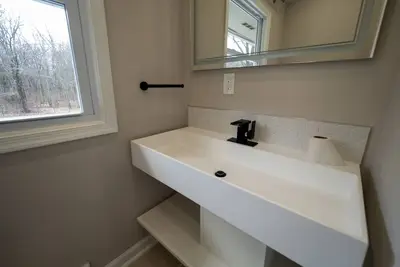 Image de Immense maison par l'université de Princeton! Pour 22 personnes!