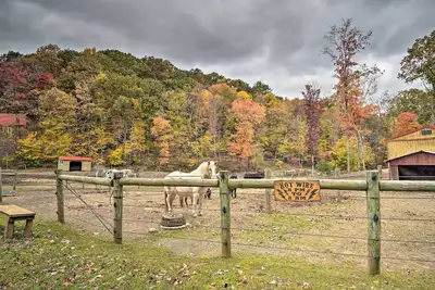 Image de Ranch Apt w / 50 Acres - Mins au lac Raystown!