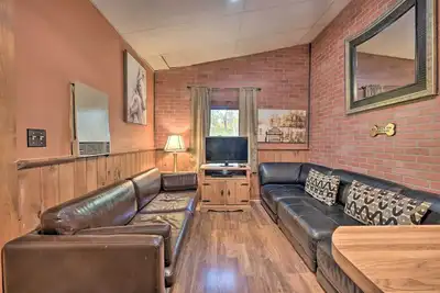 Image de Apt on 50-Acre Ranch - 1 Mi to Raystown Lake!