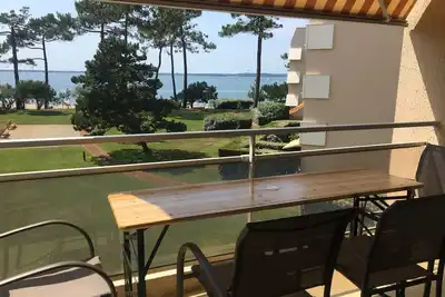 Image de Appartement rénové centre Moulleau avec balcon et parking