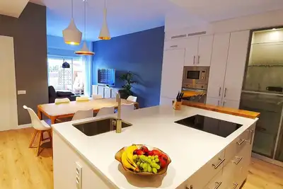 Image de L'appartement de l'architecte avec piscine