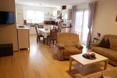 Appartement avec terrasse dans un endroit calme et central