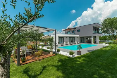Image de Superbe maison à Sivati avec jacuzzi