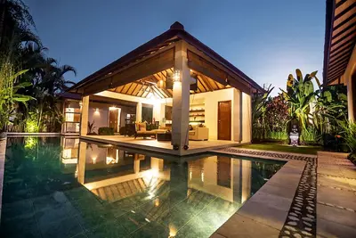 Image de Seminyak, Great Value, 5 Bdr, Nouveau, près de la plage