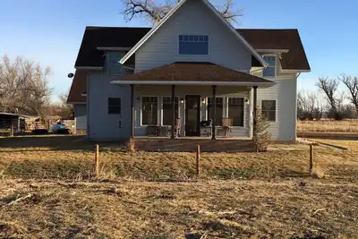 Image de Maison de campagne dans un cadre magnifique et exquis!