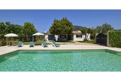 Image de Maison de vacances spacieuse avec piscine privée