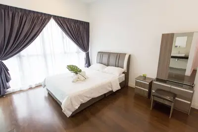 Image de Meilleures installations + vue sur la ville + navette gratuite Klcc