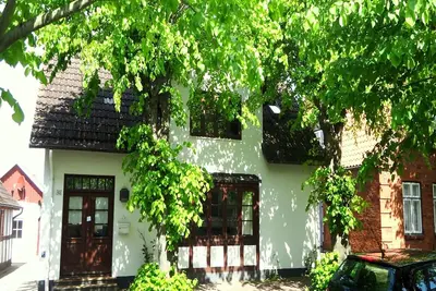 Image de Maison de vacances 5 étoiles avec terrasse, embarcadère et Wi-Fi, idéale pour les familles