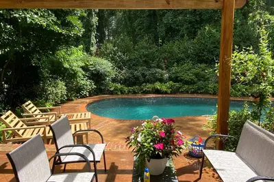 Image de Nouvelle inscription sur cul-de-sac en ville!