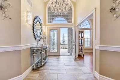 Image de Bienvenue dans notre luxueuse maison lac bungalow vue phénomène avant. . .